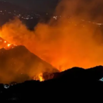 Medellín en alerta por cuatro incendios forestales: el cerro de Las Tres Cruces, entre los puntos más críticos