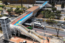 Habilitan puente peatonal en la avenida Boyacá frente al centro comercial El Edén, en Bogotá